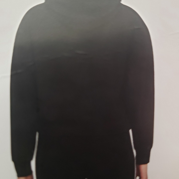 🔥🤩2/40$🔥   HOST PICK 🔥Brand new Puma ladies  hoodies - Picture 2 of 9